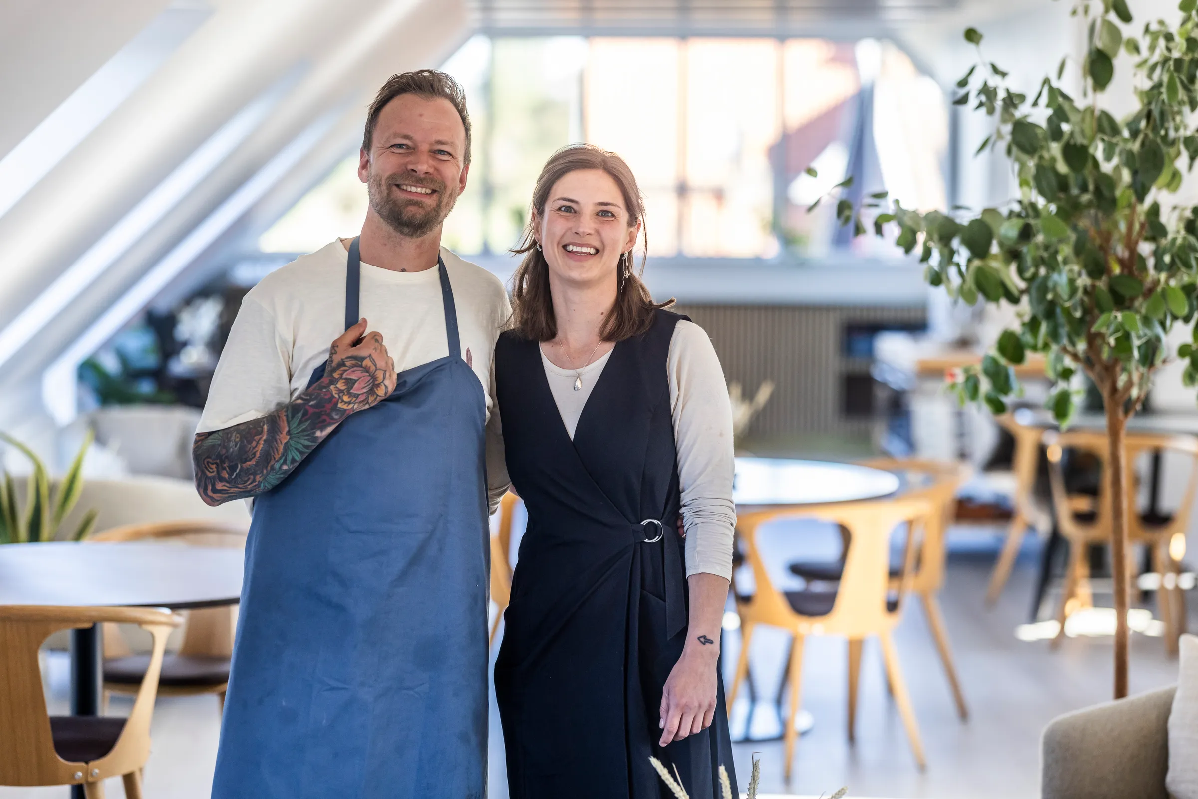 Madeleine Tejnby og Christian Milling ved Allinge Badehotel