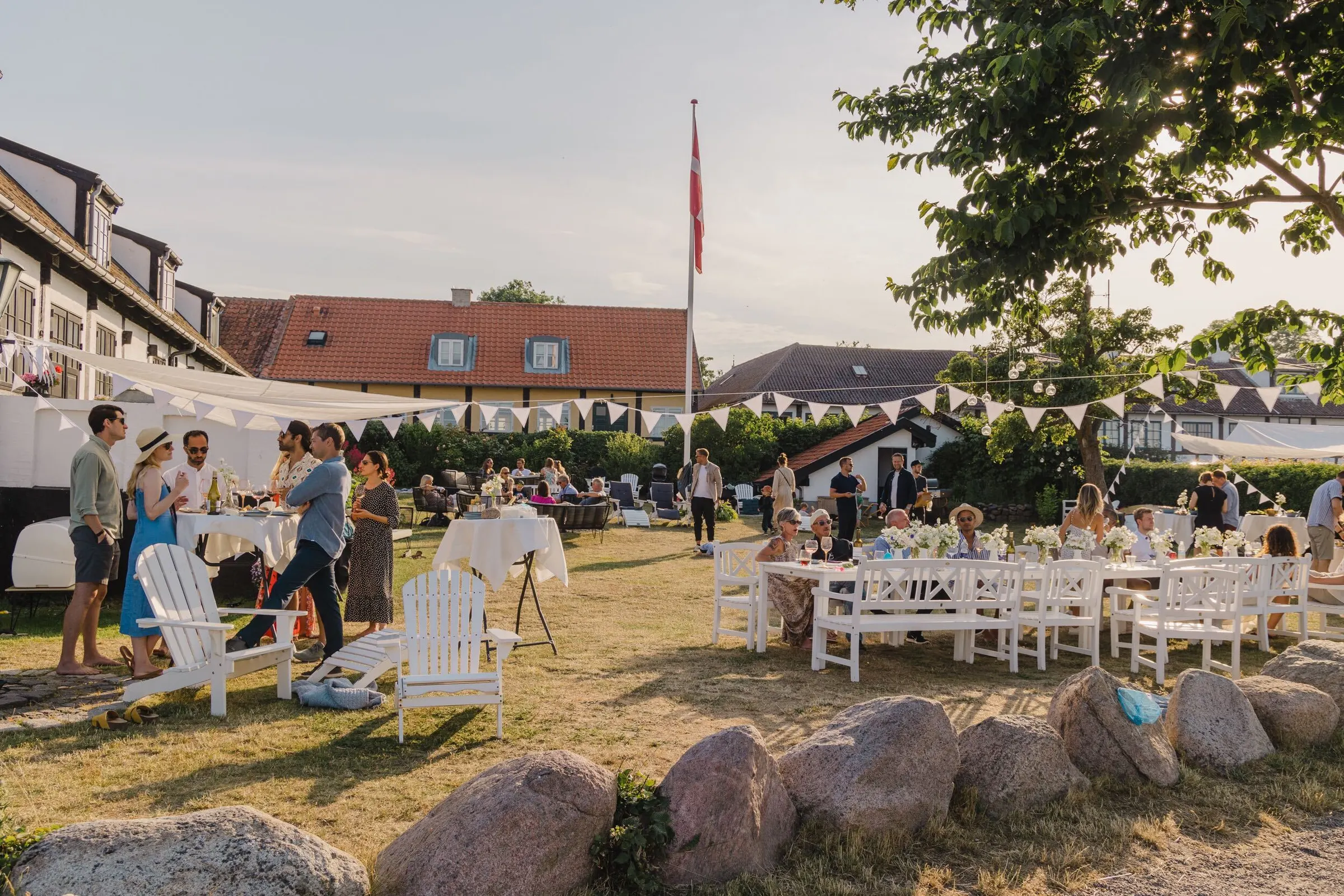 Sommerfest i haven på Allinge Badehotel